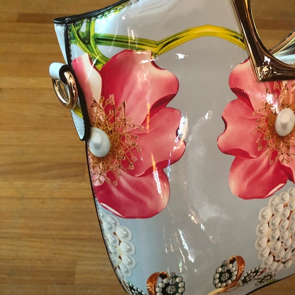 Floral purse - Picture 3 of 3